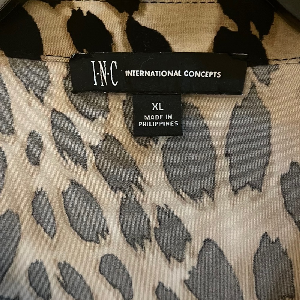 INC Top - Picture 4 of 4